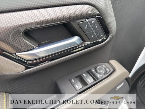 Used 2023 Chevrolet Silverado 1500 ZR2 w/ Technology Package image 9