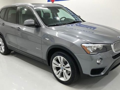 Used 2016 BMW X3 xDrive28i image 3