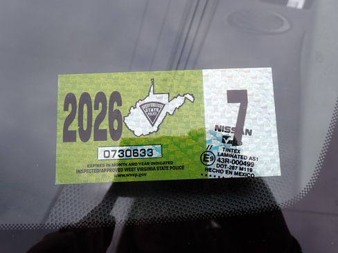 Used 2011 Nissan Sentra 2.0 SR w/ Convenience Pkg image 32