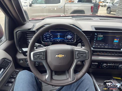 Used 2024 Chevrolet Silverado 1500 LTZ w/ LTZ Premium Package AWD/4WD image 17