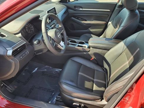 Certified 2024 Nissan Altima 2.5 SR image 14