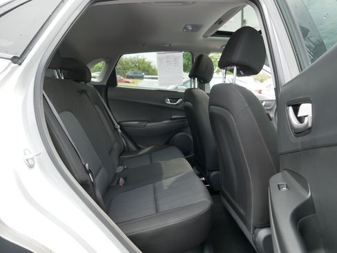 Used 2023 Hyundai Kona SEL w/ Convenience Package AWD/4WD image 18