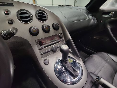 Used 2007 Pontiac Solstice Convertible w/ Premium Package image 30