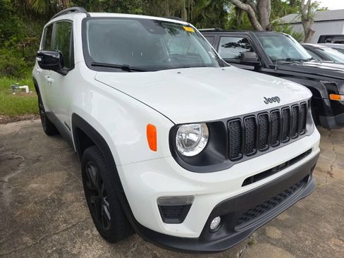Used 2023 Jeep Renegade Altitude AWD/4WD image 6