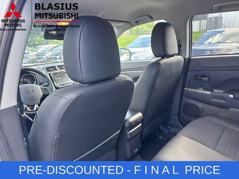 Used 2025 Mitsubishi Outlander Sport SE AWD/4WD image 23