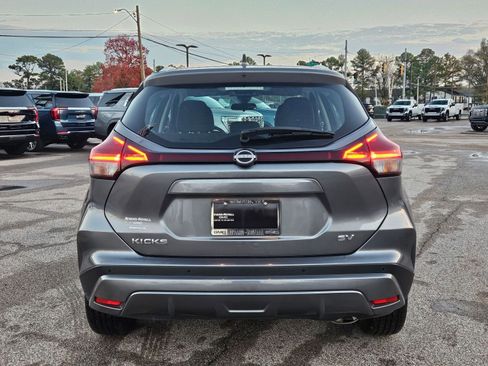 Used 2024 Nissan Kicks SV image 5