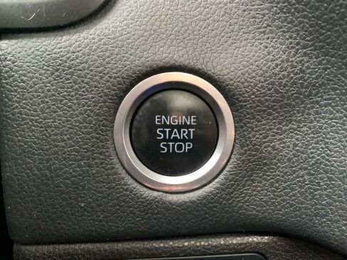 Used 2022 Toyota Tundra Limited image 22