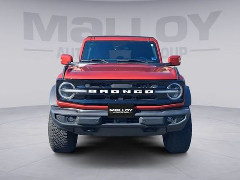 Used 2023 Ford Bronco Outer Banks w/ Sasquatch Package AWD/4WD image 5