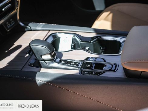 New 2026 Lexus RX 350 AWD image 18