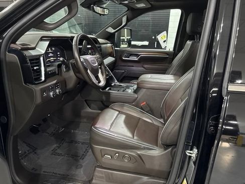 Used 2024 GMC Sierra 2500 Denali w/ Denali Reserve Package AWD/4WD image 12