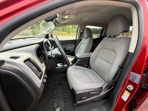 Used 2021 Chevrolet Colorado W/T w/ Custom Special Edition AWD/4WD image 18