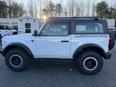 New 2025 Ford Bronco 2-Door w/ Sasquatch Package image 4
