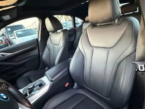 Used 2023 BMW i4 eDrive35 RWD image 9