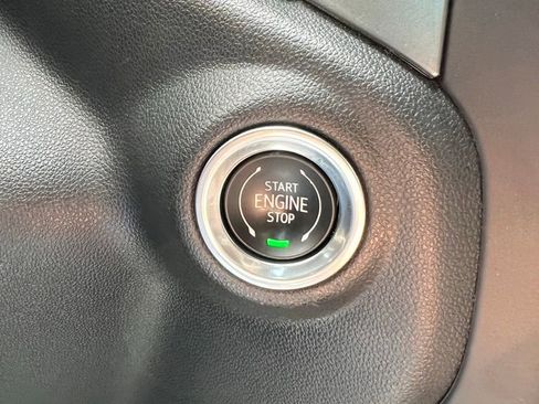 Used 2022 Chevrolet Silverado 1500 RST image 14