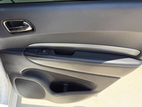 Used 2020 Dodge Durango GT RWD image 32