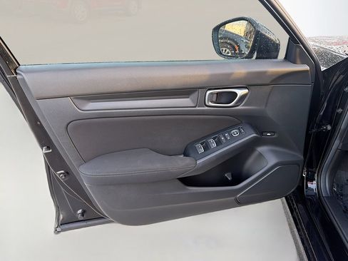 Used 2025 Honda Civic Sport image 19
