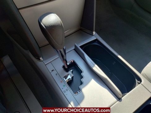 Used 2010 Toyota Camry LE image 31