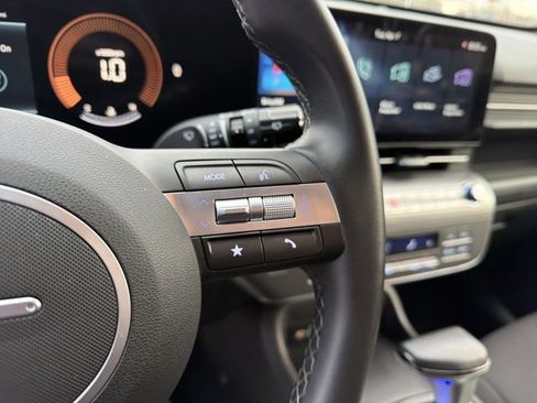 Used 2025 Hyundai Kona SEL image 20