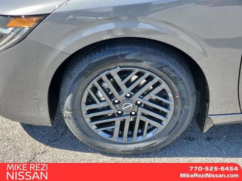 New 2026 Nissan Sentra SV w/ SV Convenience Package FWD image 7