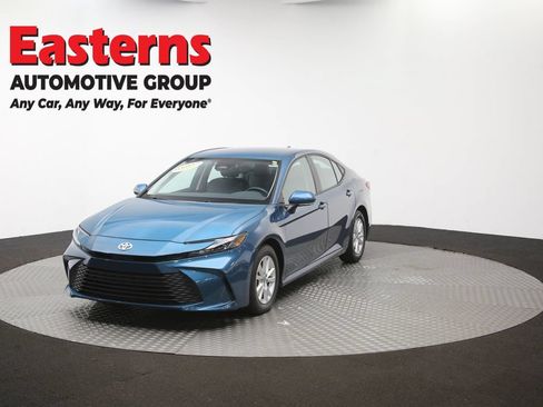 Used 2025 Toyota Camry LE FWD image 53