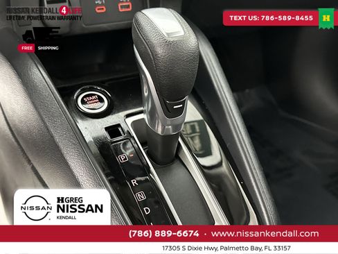 Certified 2025 Nissan Versa SR w/ Trunk Package image 24