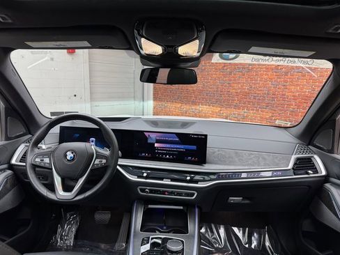 Certified 2024 BMW X5 xDrive40i w/ Premium Package image 12