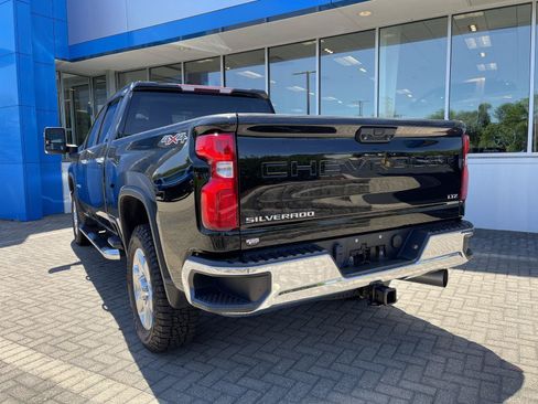 Used 2022 Chevrolet Silverado 2500 LTZ w/ Snow Plow Prep/Camper Package AWD/4WD image 3