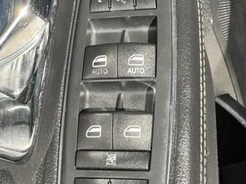 Used 2016 RAM 2500 Laramie w/ Convenience Group AWD/4WD image 38