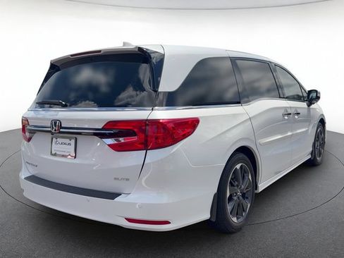 Used 2023 Honda Odyssey Elite image 10