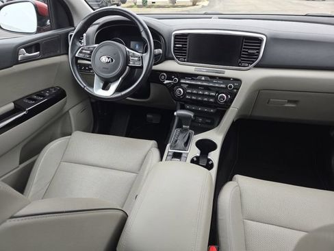 Used 2021 Kia Sportage EX w/ EX Technology Package image 29