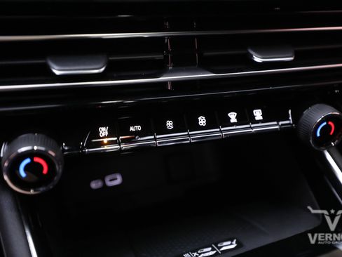 New 2026 Chevrolet Traverse RS image 23