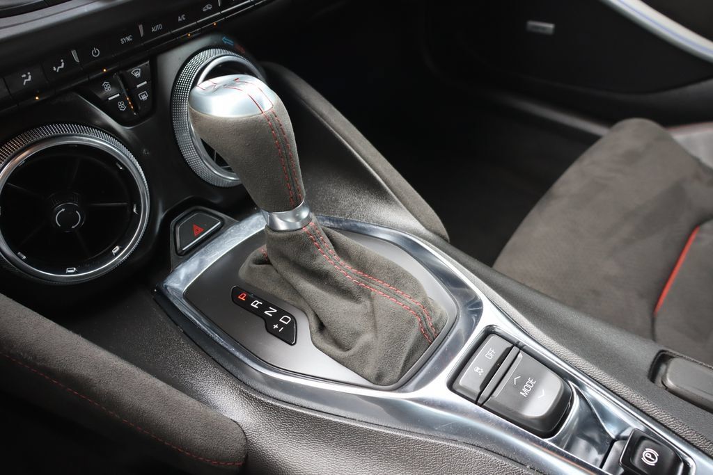 Used 2022 Chevrolet Camaro ZL1 RWD image 12