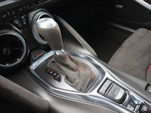 Used 2022 Chevrolet Camaro ZL1 RWD image 12