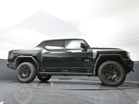 New 2025 GMC Hummer EV 2X image 46