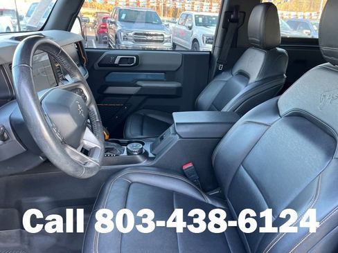 Used 2022 Ford Bronco Badlands image 7