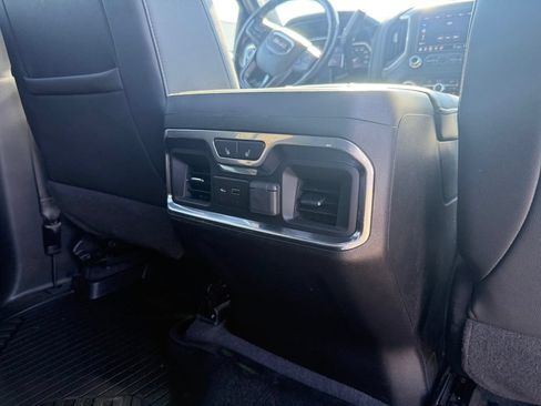 Used 2020 GMC Sierra 2500 AT4 w/ AT4 Premium Package AWD/4WD image 21
