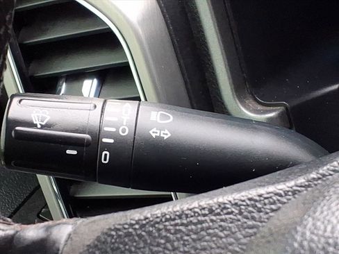 Used 2022 Ford F350 Platinum w/ Tremor Off-Road Package image 24