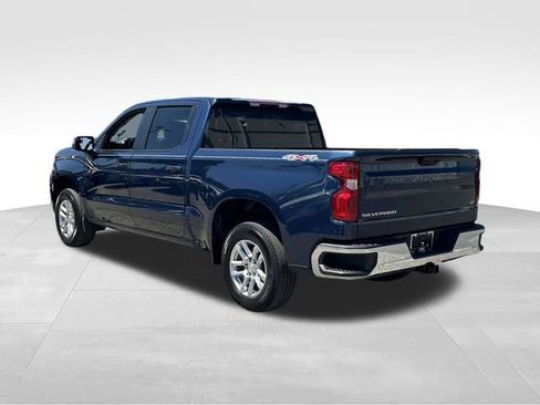 Used 2023 Chevrolet Silverado 1500 LT AWD/4WD image 23