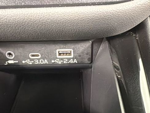 Certified 2025 Subaru Outback Wilderness image 32