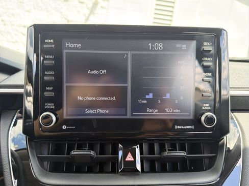 Used 2022 Toyota Corolla Cross LE AWD/4WD image 23