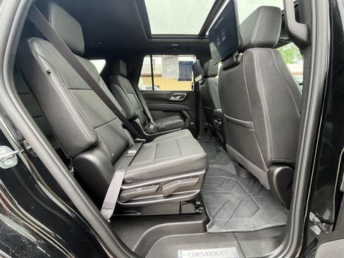 Certified 2023 Chevrolet Tahoe Z71 w/ Luxury Package AWD/4WD image 13