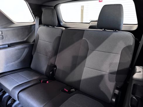 Certified 2023 Chevrolet Traverse LT w/ LPO, Floor Liner Package AWD/4WD image 11