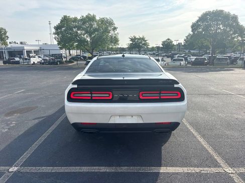 Used 2018 Dodge Challenger R/T w/ Quick Order Package 28P T/A RWD image 4
