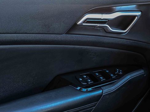 Certified 2023 Kia Sportage EX image 15