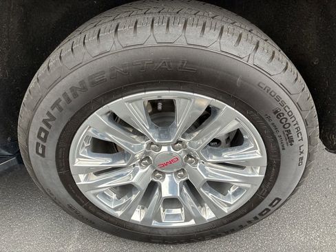 Used 2025 GMC Yukon Denali image 49