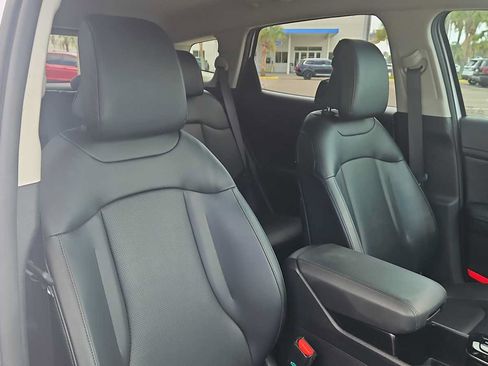 Used 2023 Kia Sportage EX FWD image 25