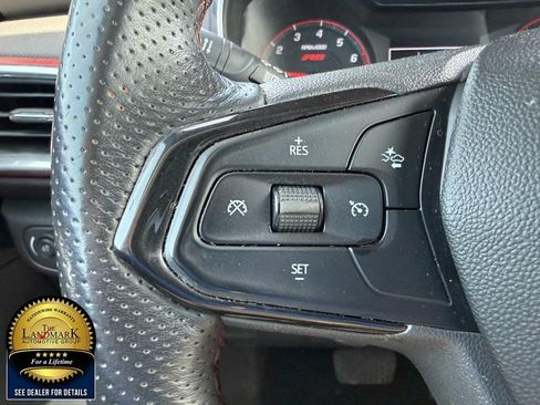Used 2021 Chevrolet TrailBlazer RS w/ Sun and Liftgate Package AWD/4WD image 10