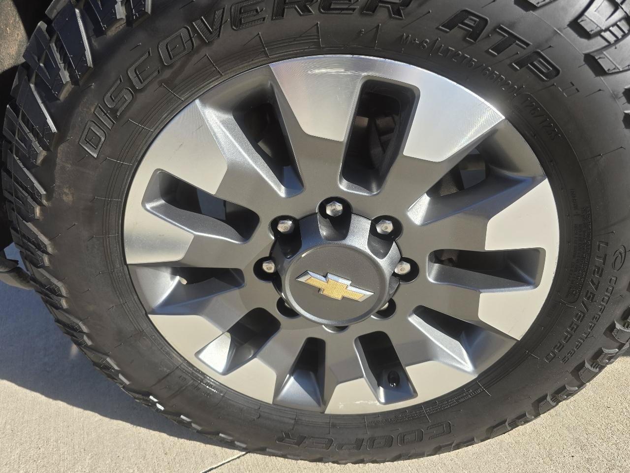 Used 2024 Chevrolet Silverado 2500 Custom w/ Custom Value Package AWD/4WD image 11