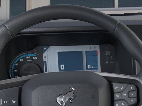 New 2025 Ford Bronco Badlands image 14