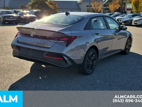 Certified 2026 Hyundai Elantra Sport FWD image 5